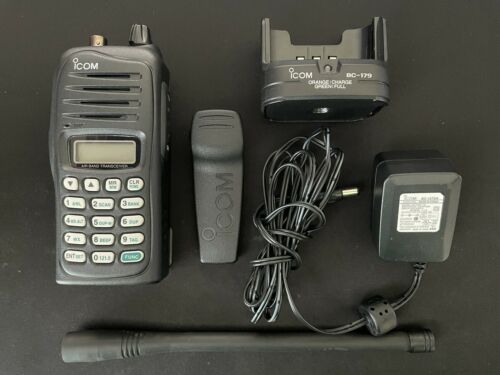Icom Ic-a14 Vhf Air Band Transciever W/ Charger And Clip